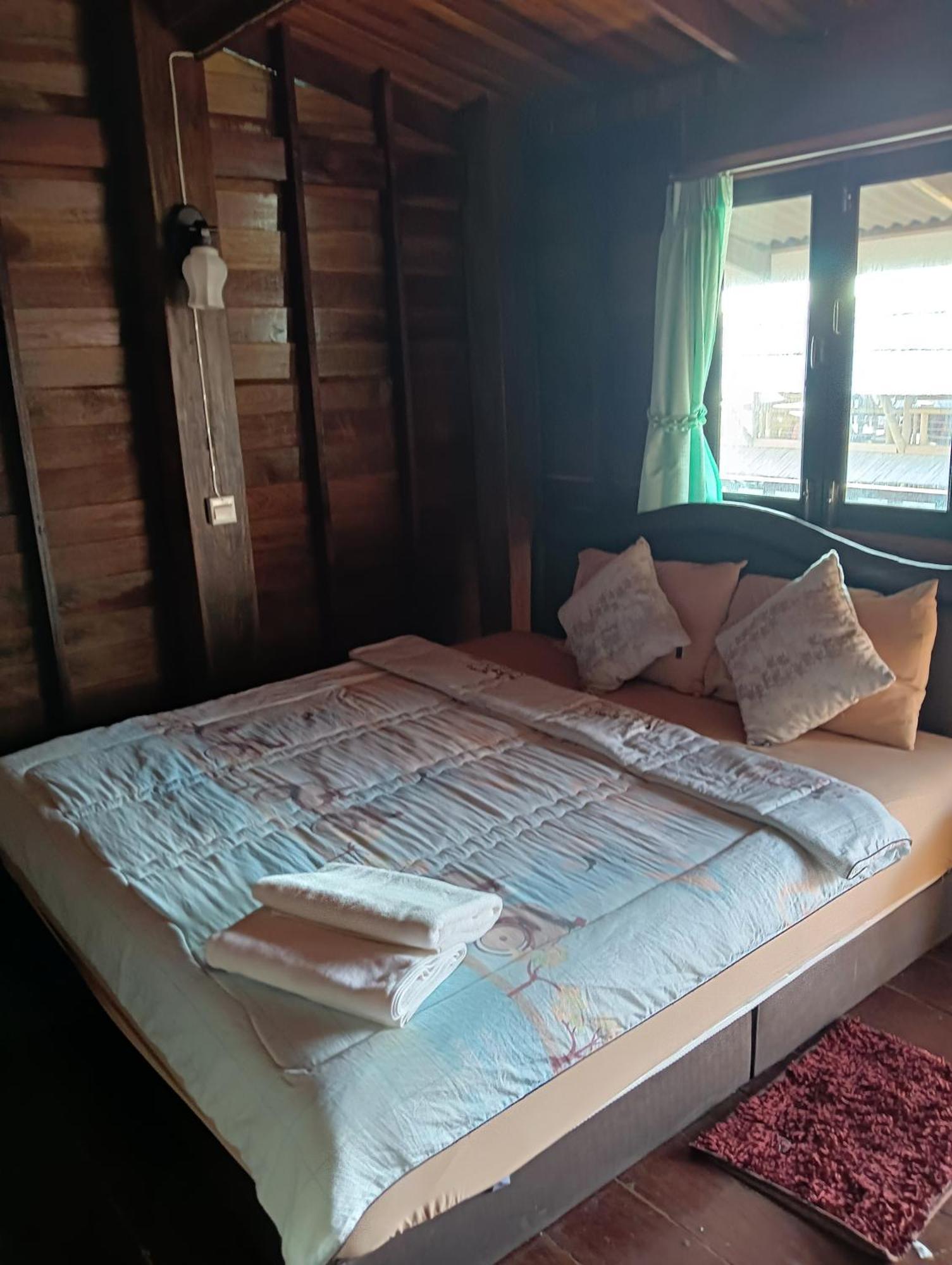 Tonmai Suite II Ko Por Exterior foto